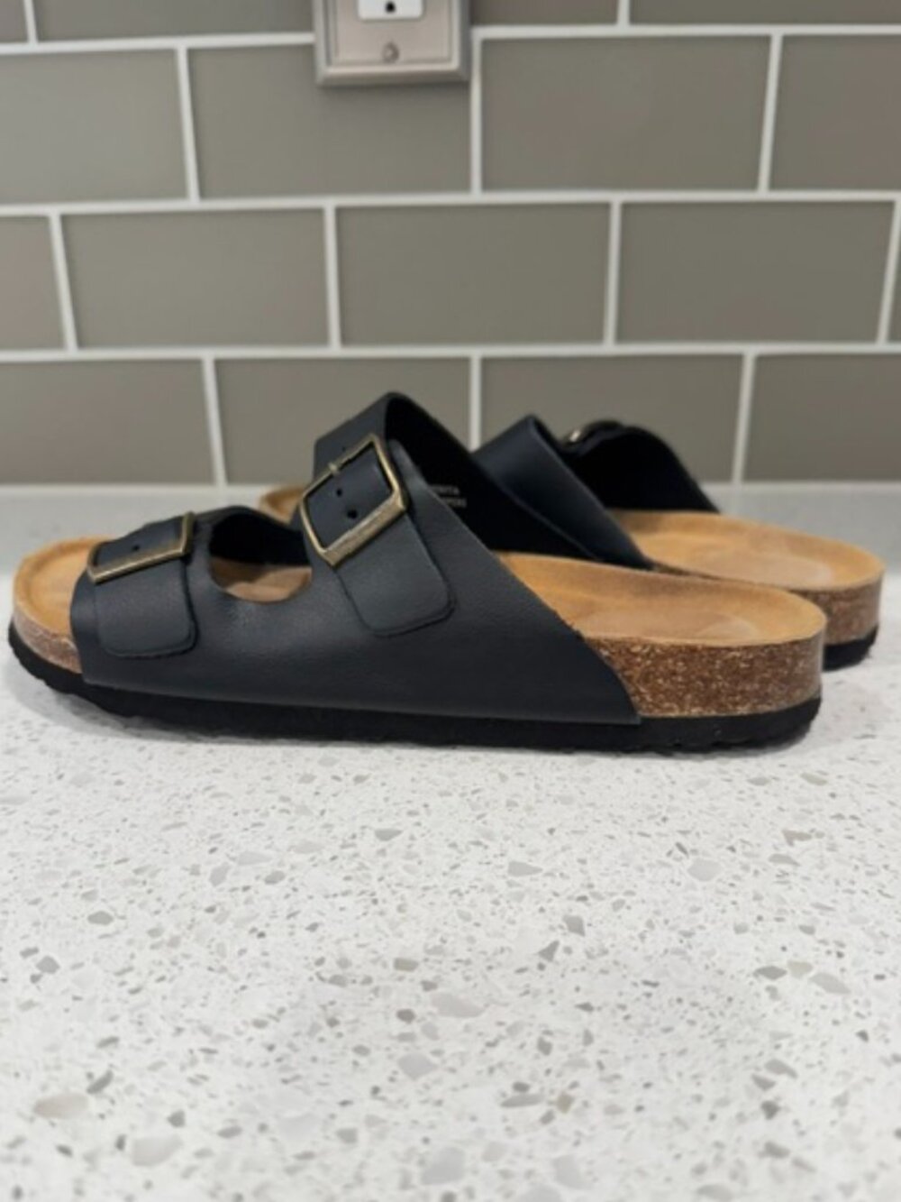 Project Cloud Venita 100% Genuine Leather Flat Sandals in Black, Size 7.5
